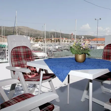 Apartment Toncika Trogir Exterior photo
